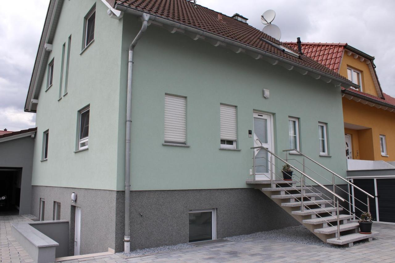 Ferienwohnung - Monteurwohnung Familie Houri Neupotz Exterior foto